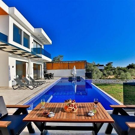 Villa Lycian-Kalkan 3 Bedroom-2 Jakuzzies-Sauna-Turkish Hamam-Huge Private Pool And Lovely Garden Каш Экстерьер фото