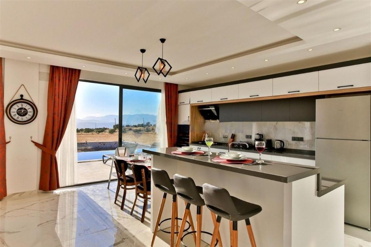 Villa Lycian-Kalkan 3 Bedroom-2 Jakuzzies-Sauna-Turkish Hamam-Huge Private Pool And Lovely Garden Каш Экстерьер фото