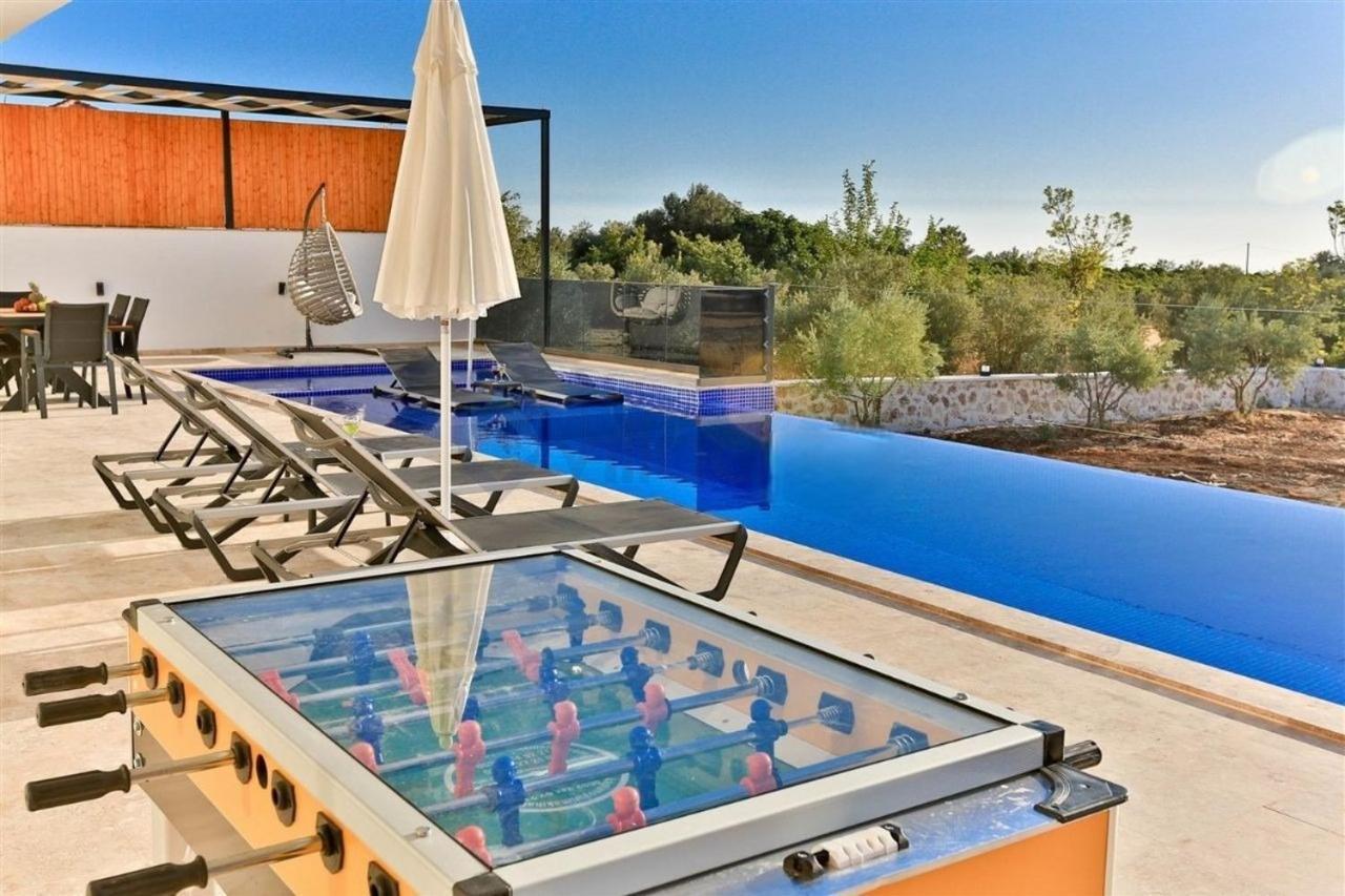 Villa Lycian-Kalkan 3 Bedroom-2 Jakuzzies-Sauna-Turkish Hamam-Huge Private Pool And Lovely Garden Каш Экстерьер фото